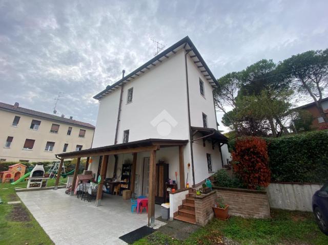 Villa in Via Andrea Costa 6, Casalfiumanese - Foto 1