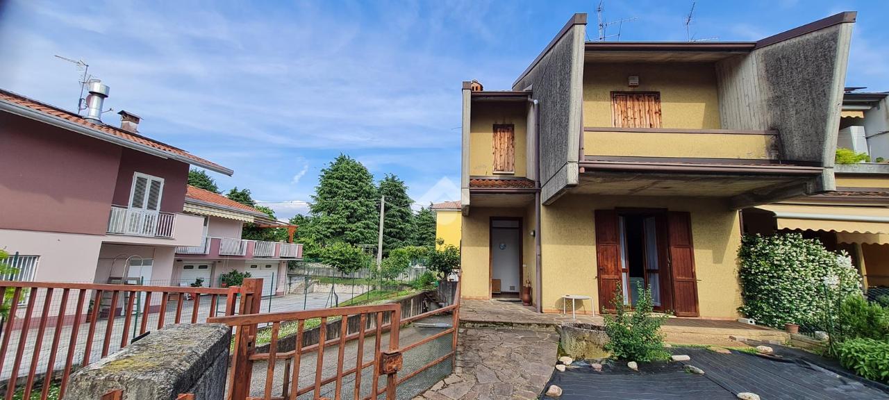 Villa in vendita a Bagnatica
