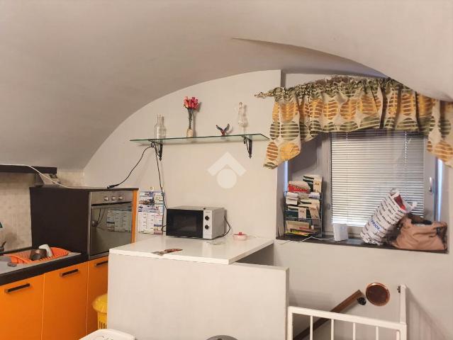 3-room flat in Via Decò E Canetta 42, Seriate - Photo 1