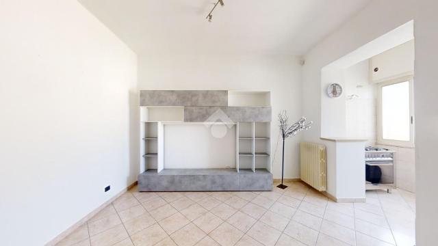 2-room flat in Corte Tirolo 2, Brindisi - Photo 1