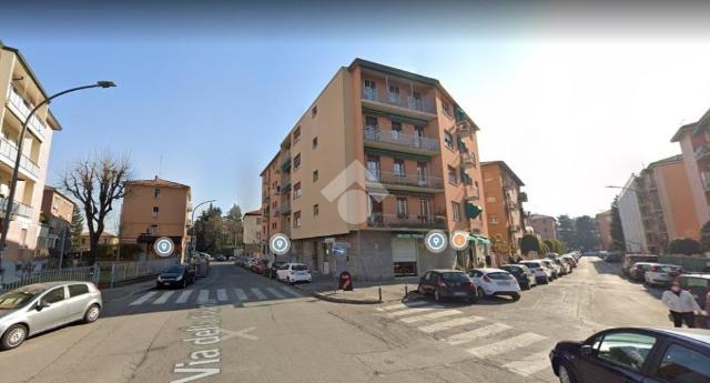 Negozio in Via della Filanda 5, Bologna - Foto 1