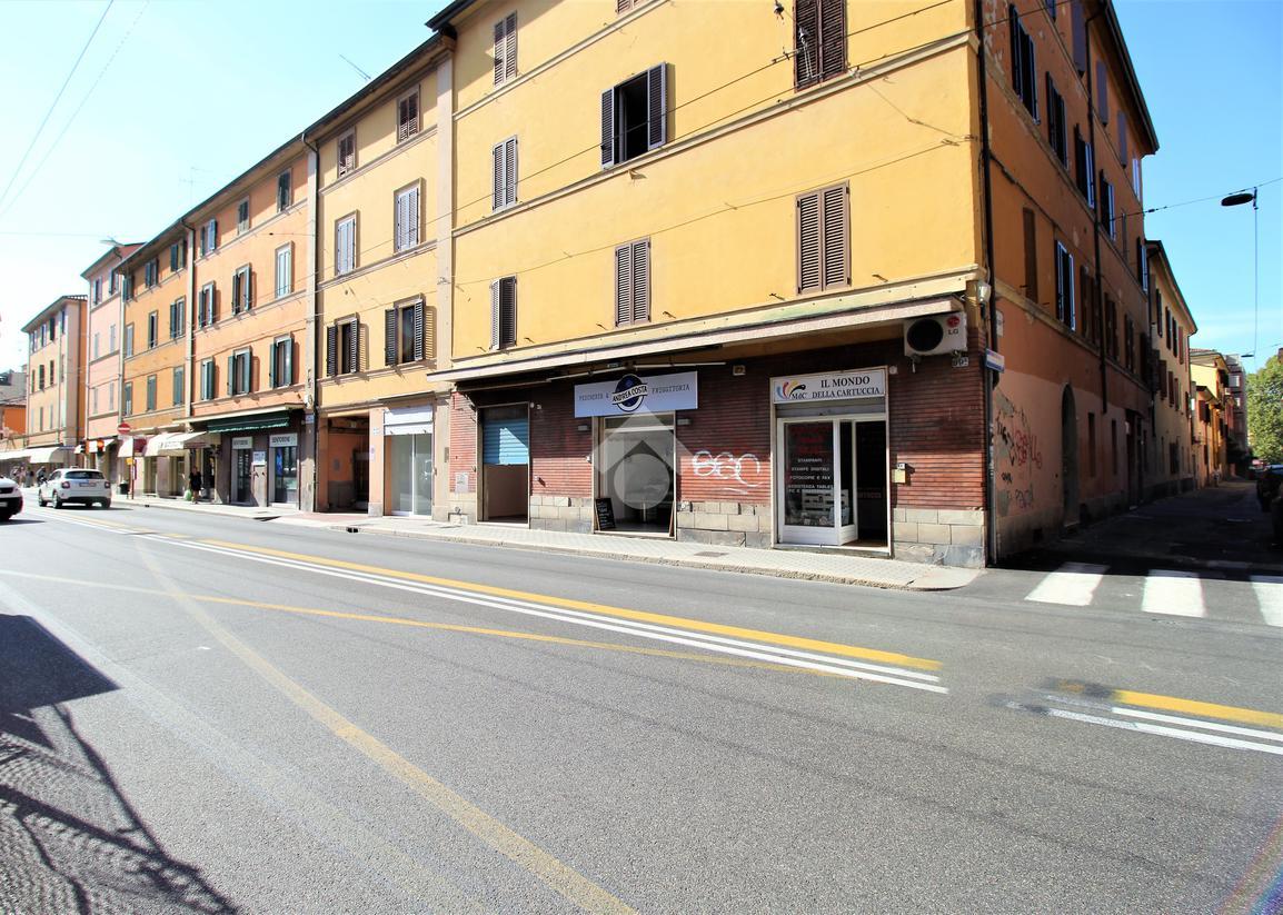 Negozio in Via Andrea Costa 99, Bologna, {3} - Foto 2
