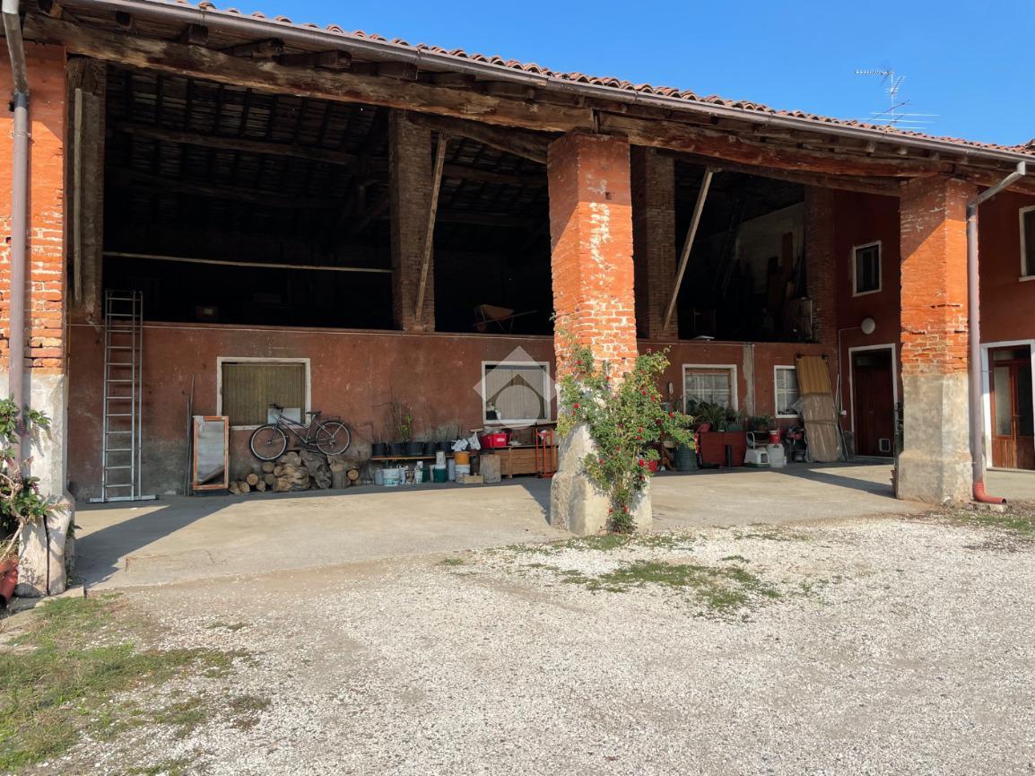 Casa indipendente in vendita a Leno