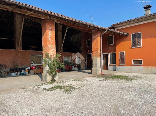 Detached house in Cascina Cereto 7, Leno - Photo 1