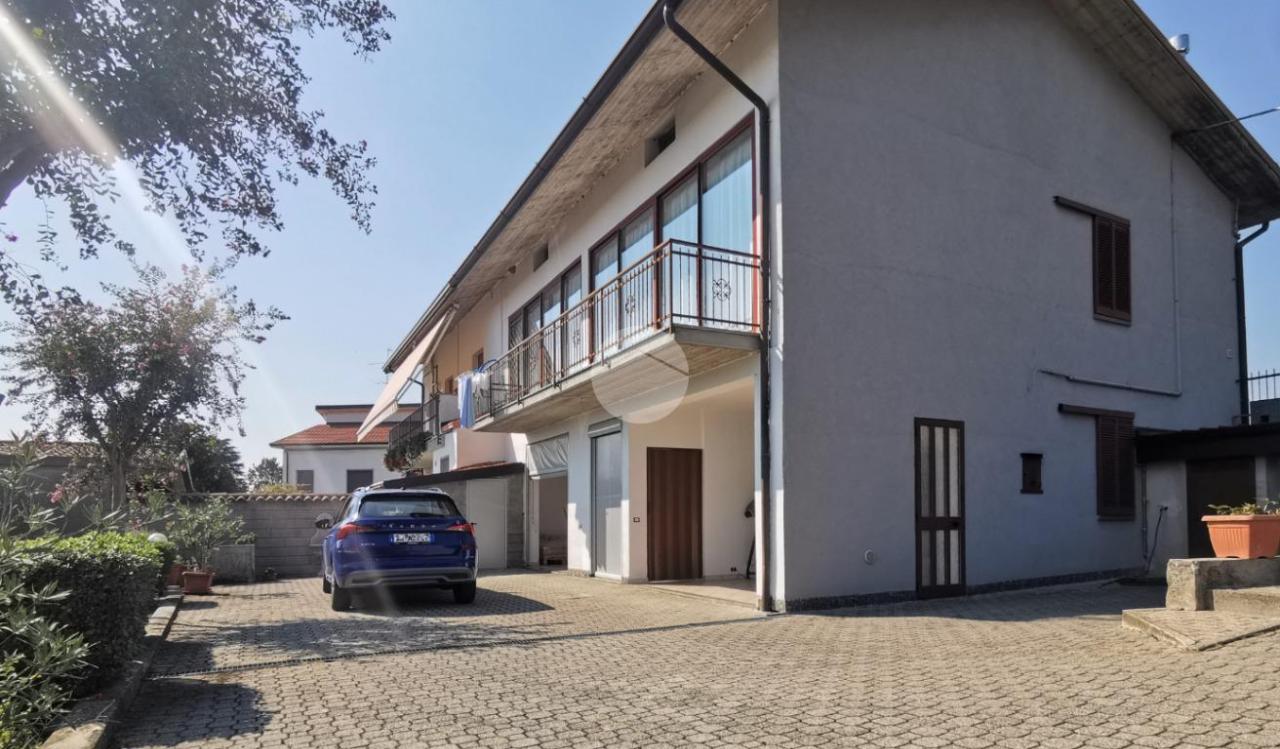 Casa indipendente in vendita a Palazzolo Sull'Oglio