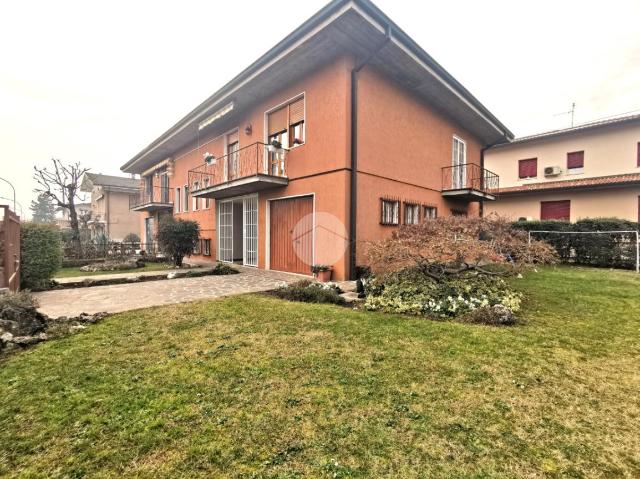 Villa in Via G. Sora 6, Palazzolo sull'Oglio - Foto 1