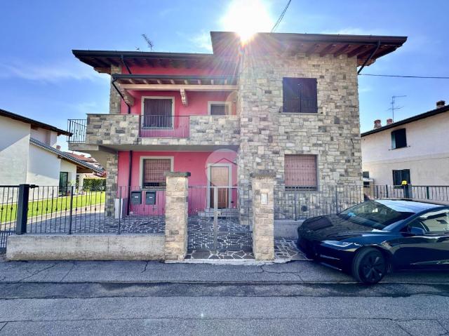 Villa in Via San Luigi 7, Palazzolo sull'Oglio - Foto 1