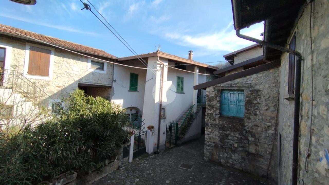 Casa indipendente in vendita a Monte Isola