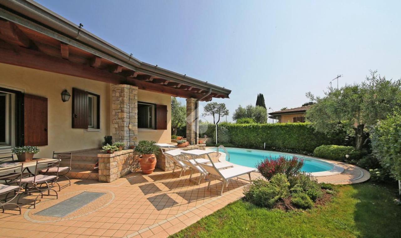 Villa in vendita a San Felice Del Benaco