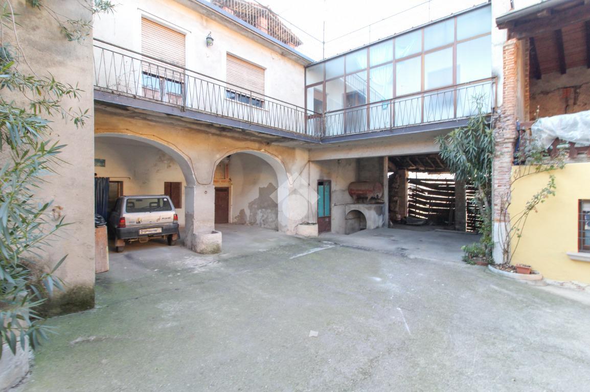 Casa indipendente in vendita a Vallio Terme