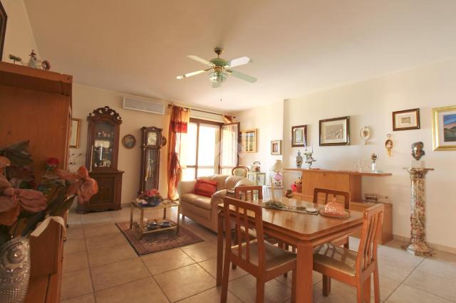 Vierzimmerwohnung in Via delle Tamerici 28, Termoli - Foto 1