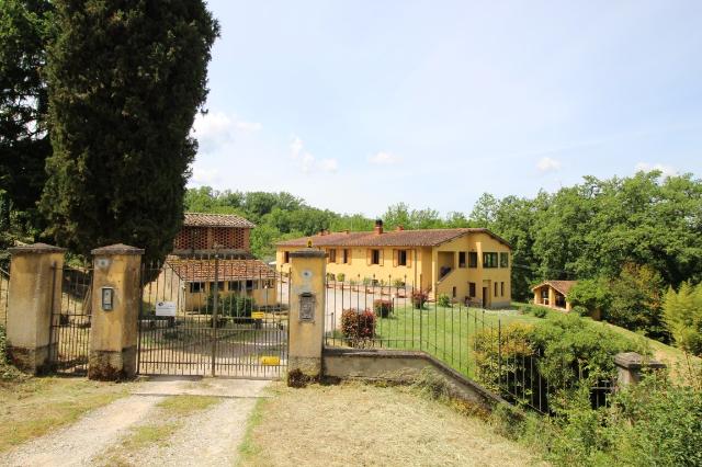 Mansion in Pestello, Montevarchi - Photo 1