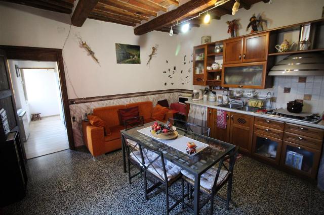 4-room flat in Via Isidoro del Lungo, Montevarchi - Photo 1