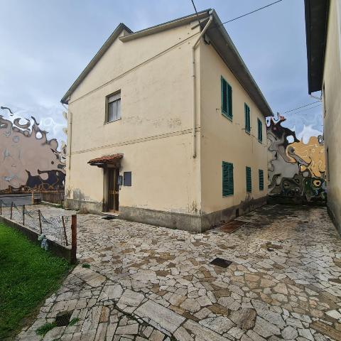 Trilocale in Via Leona, Montevarchi - Foto 1