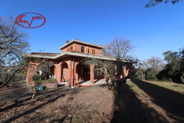 Villa in Via Perelli, Bucine - Foto 1