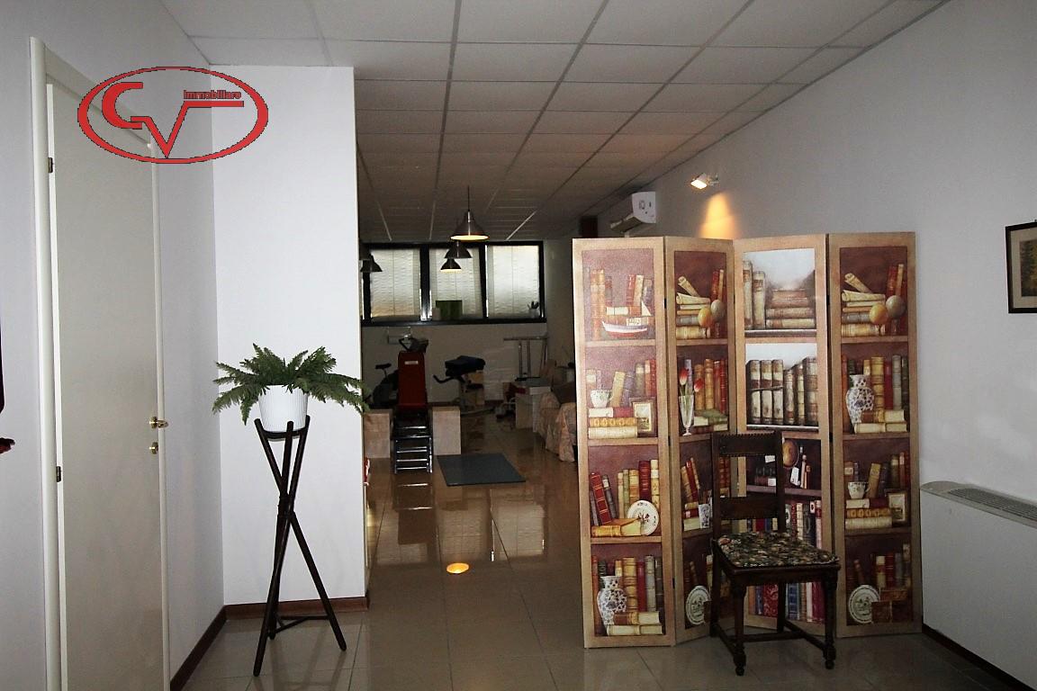 Ufficio in Via Spartaco Lavagnini, San Giovanni Valdarno, {3} - Foto 2