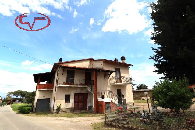 Terraced house in Via di San Leolino, Bucine - Photo 1