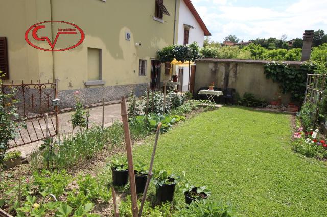 Terraced house in Farnibona, Terranuova Bracciolini - Photo 1