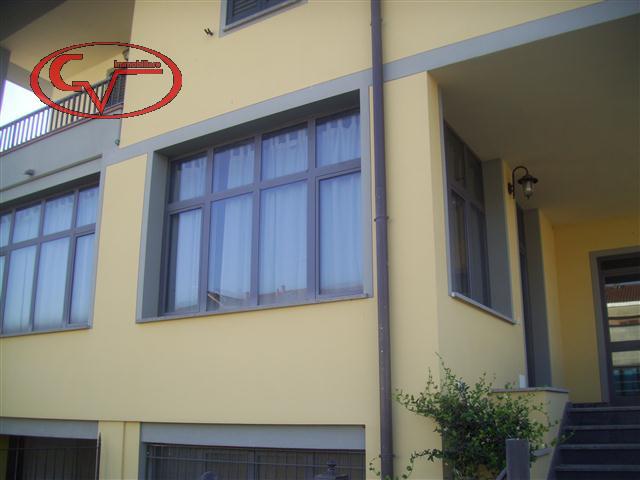 Ufficio in Strada Provinciale Lungarno, Montevarchi, {3} - Foto 2