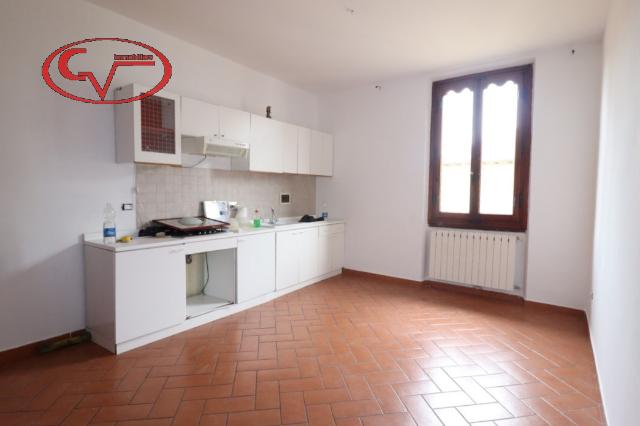 Vierzimmerwohnung in Via Roma, Montevarchi - Foto 1