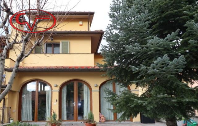 Villa in Via Torino, Loro Ciuffenna - Foto 1