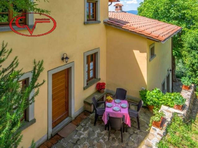 Terraced house in Querceto, Loro Ciuffenna - Photo 1