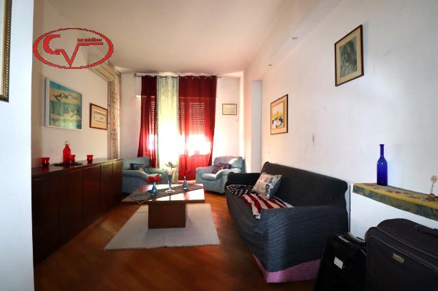 Apartament in Piazza della Repubblica, Montevarchi - Photo 1