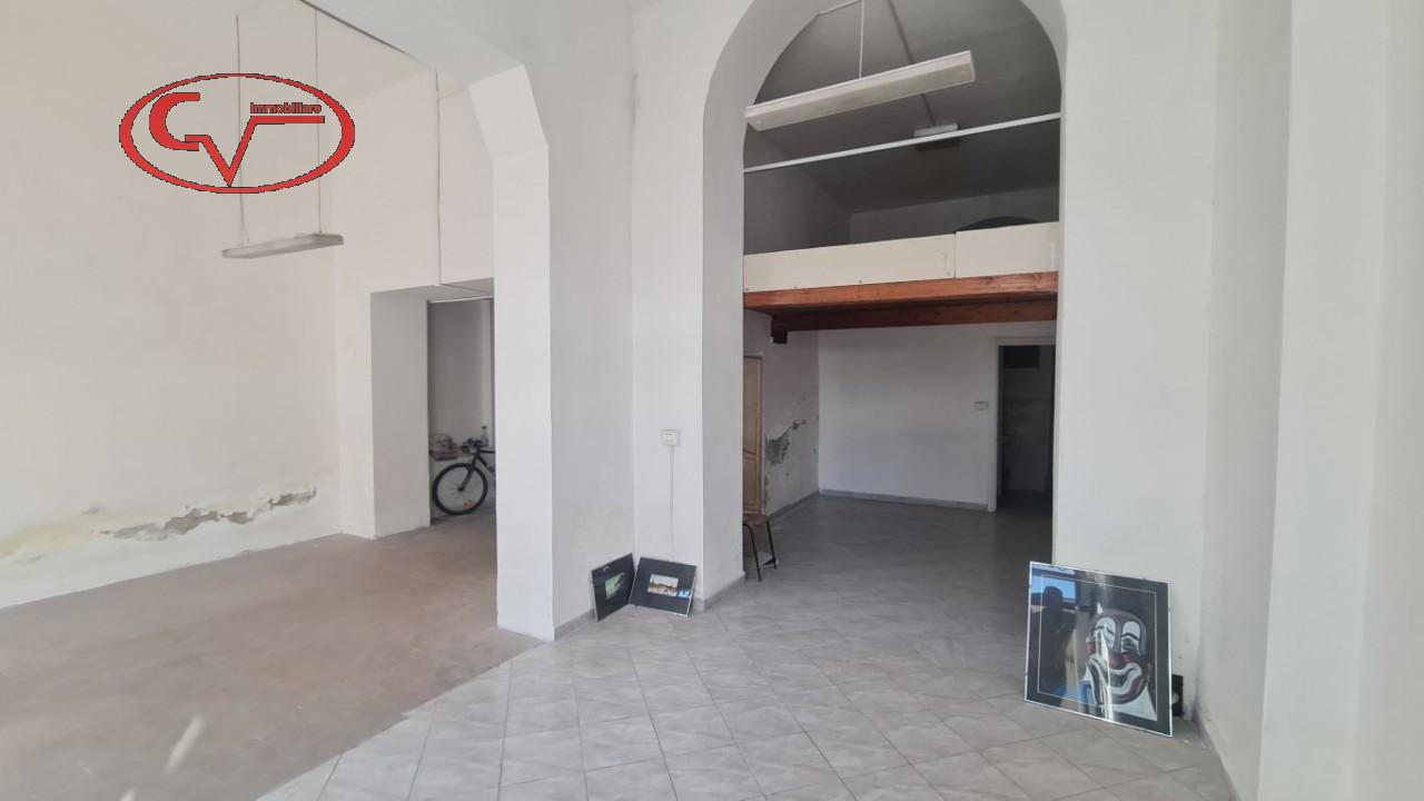 Negozio in Via Puccini, Montevarchi, {3} - Foto 2