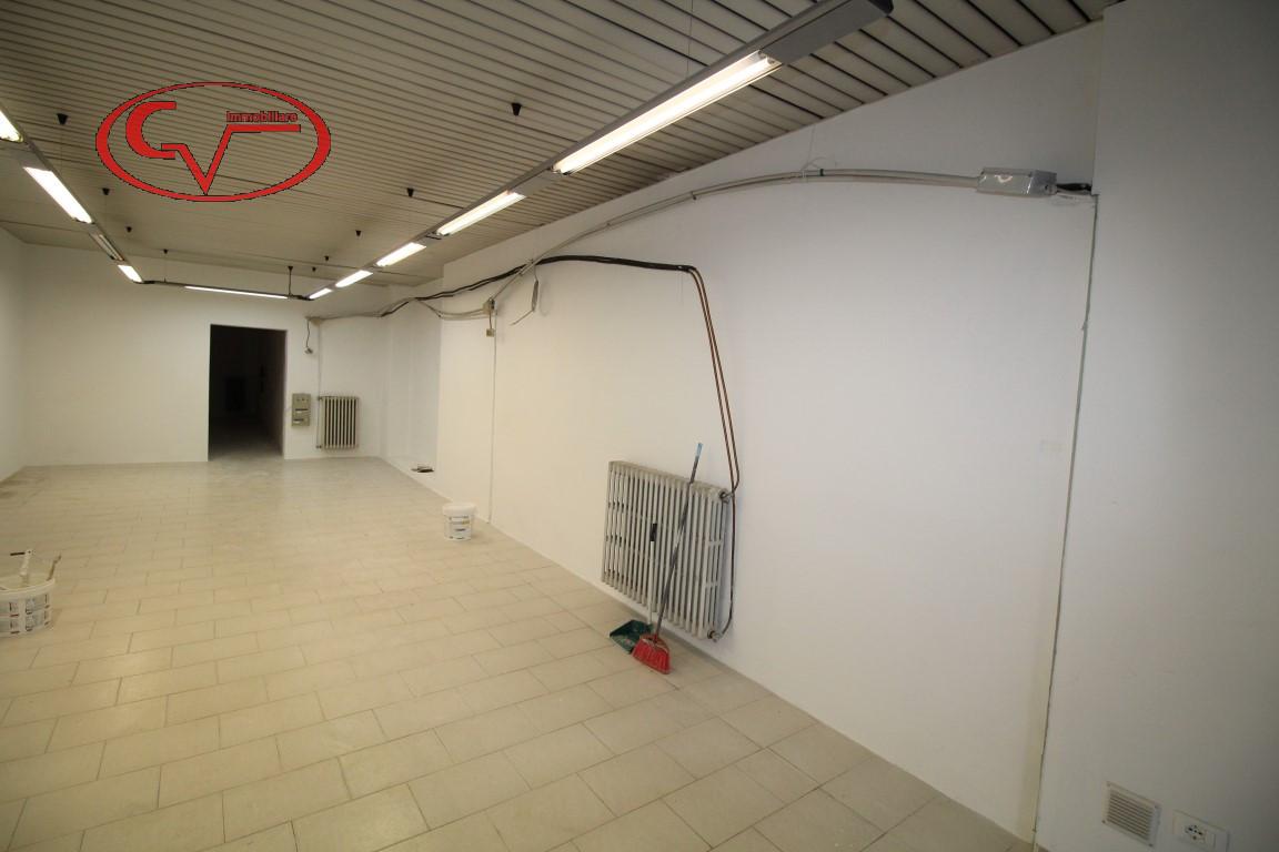 Negozio in Via Dante, Montevarchi, {3} - Foto 2