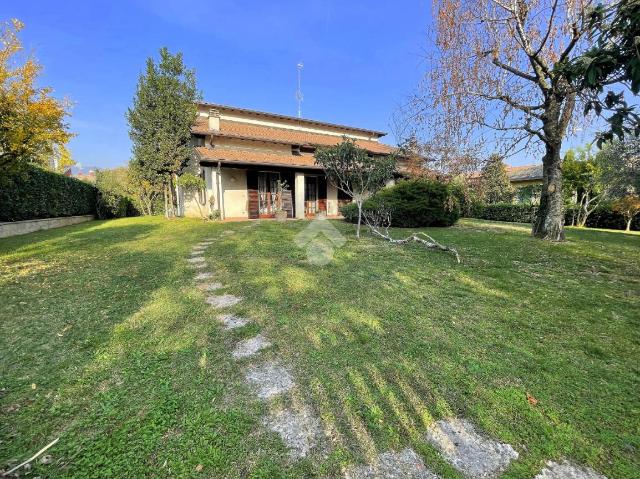 Villa in Via Don Minzoni 32, Passirano - Foto 1