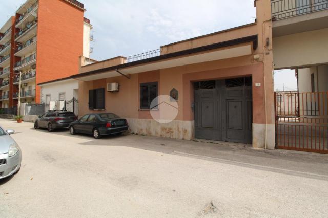 Casa indipendente in Traversa Privata Merola 31, Santa Maria Capua Vetere - Foto 1