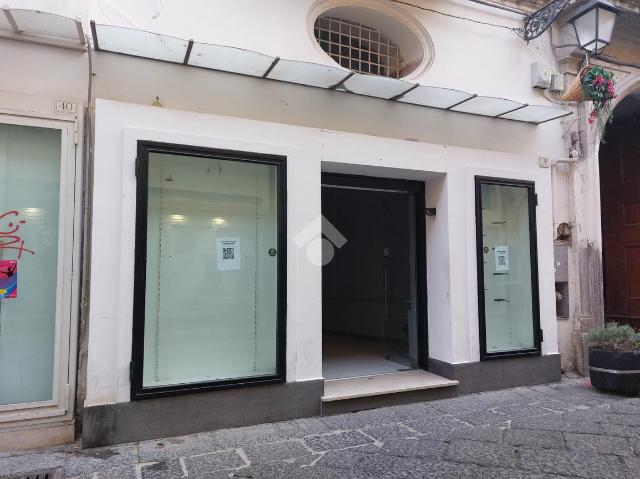 Geschäft in Via San Giovanni 38, Caserta - Foto 1