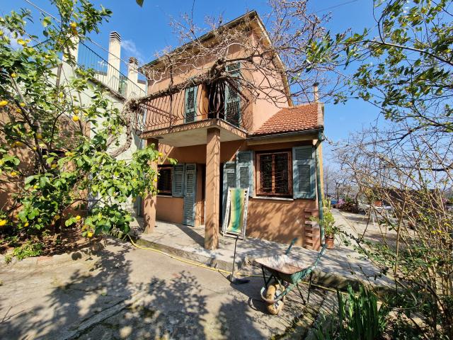 Terraced house in Contrada Revelli, Noli - Photo 1