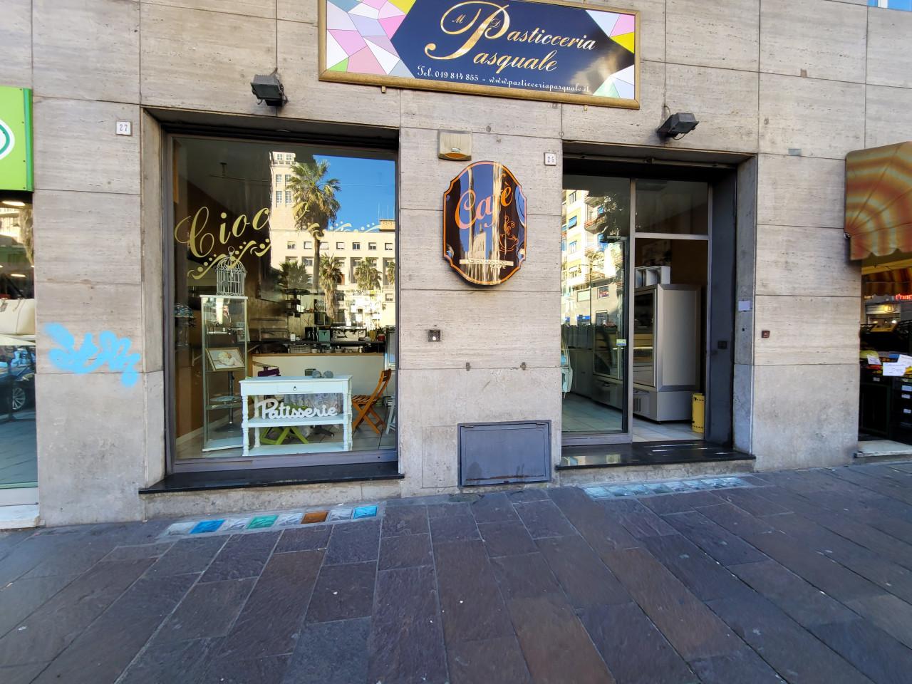 Pasticceria in vendita a Savona