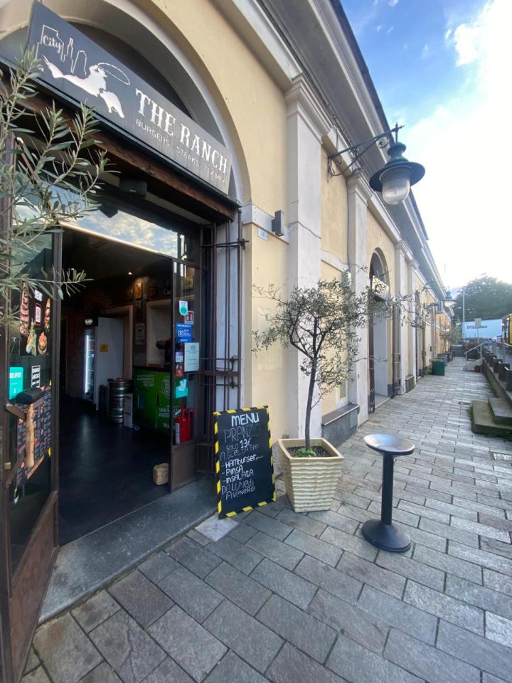 Ristorante in Calata Pietro Sbarbaro, Savona, {3} - Foto 1