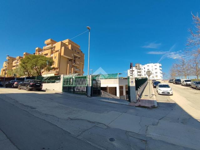 Boxen in Via Canne 26, Manfredonia - Foto 1