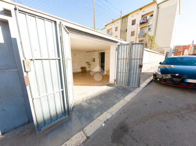 Garage or car box in Via della Croce 53, Manfredonia - Photo 1