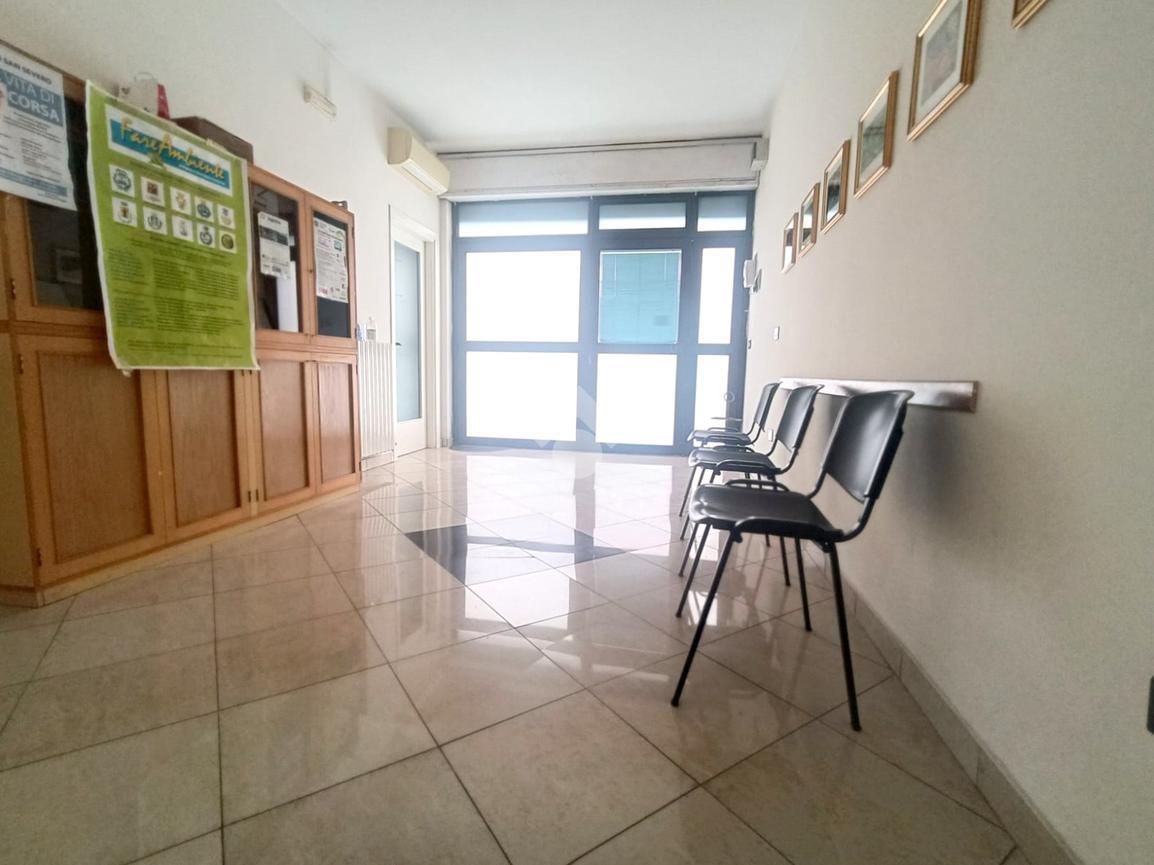 Negozio in Via Trieste 22, San Severo, {3} - Foto 1