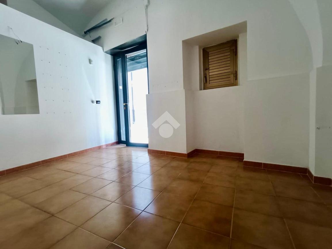 Negozio in Via Ergizio 19, San Severo, {3} - Foto 2