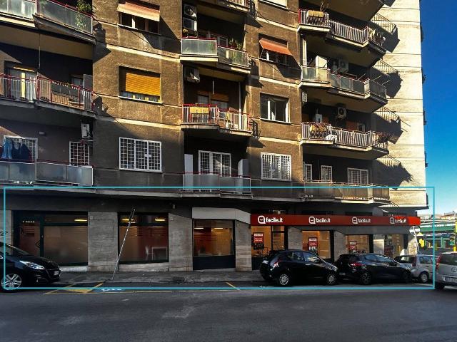 Negozio in Via Tiburtina 542a, Roma - Foto 1