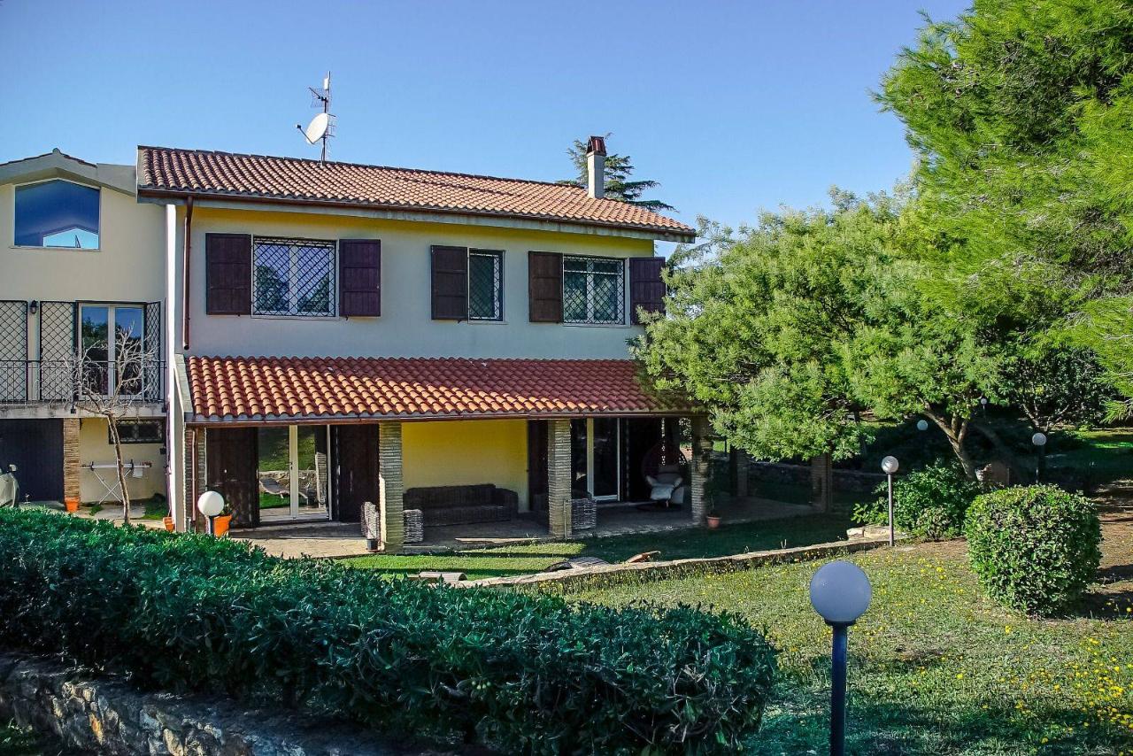 Villa in vendita a Civitavecchia