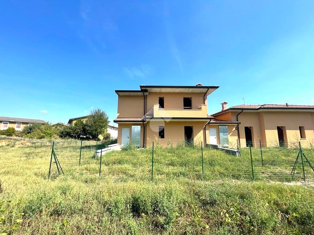 Villa in vendita a Cremona