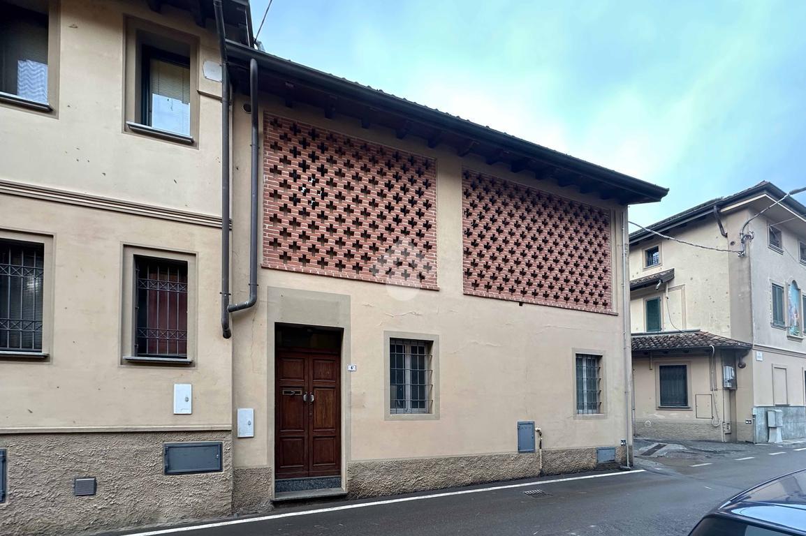 Casa indipendente in affitto a Chieve