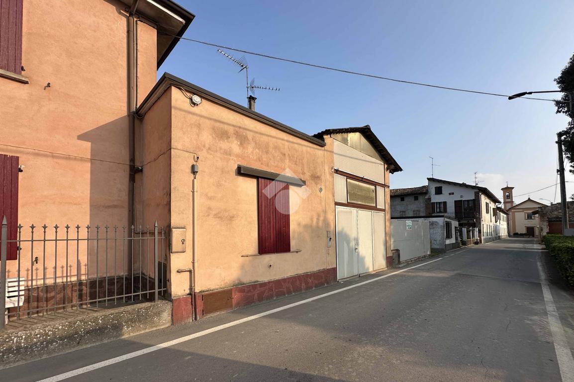 Magazzino in Frazione Gattolino 33, Bagnolo Cremasco, {3} - Foto 2