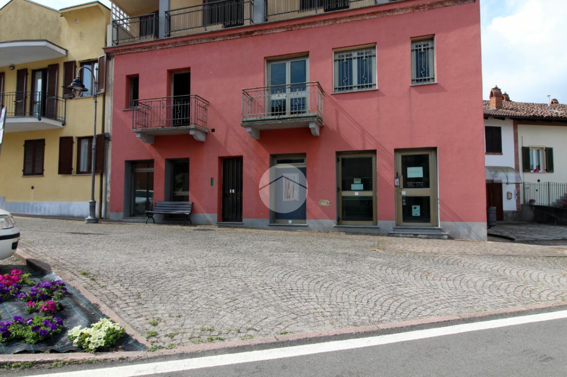 Palazzo in vendita a Baldissero D'Alba