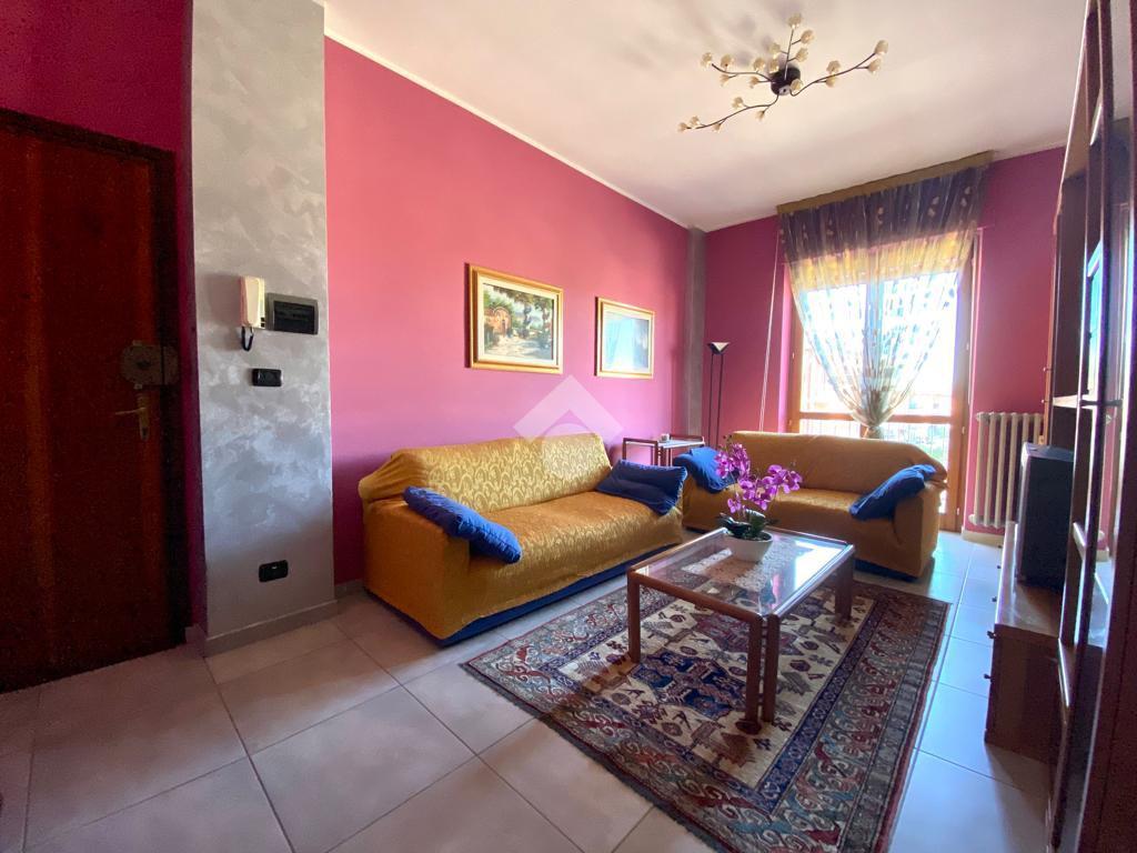 Appartamento in vendita a Grinzane Cavour
