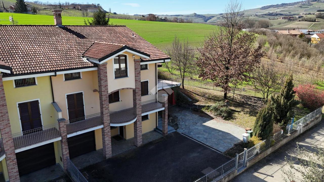 Villa a schiera in vendita a Castiglione Falletto