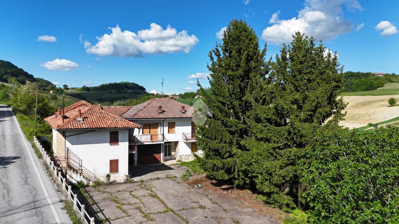 Casa indipendente in vendita a Monforte D'Alba