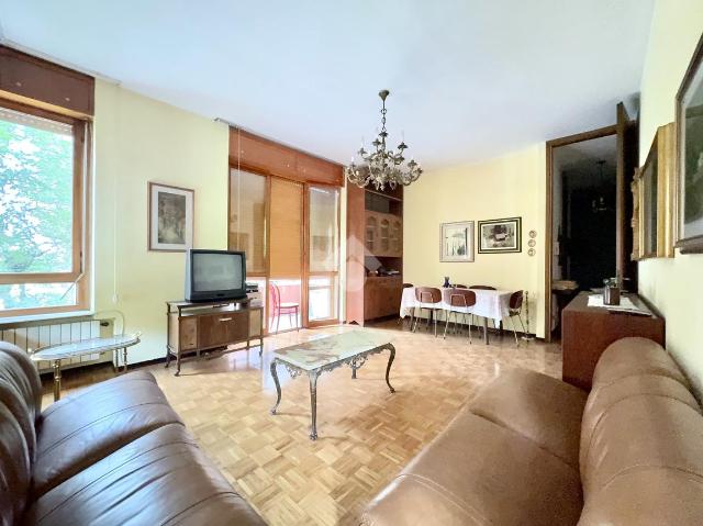 Vierzimmerwohnung in Via Capergnanica 8, Crema - Foto 1