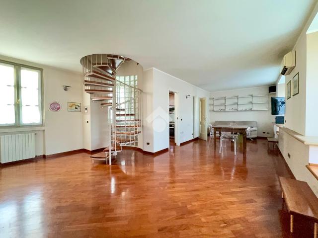 3-room flat in Piazza Aldo Moro 6, Crema - Photo 1